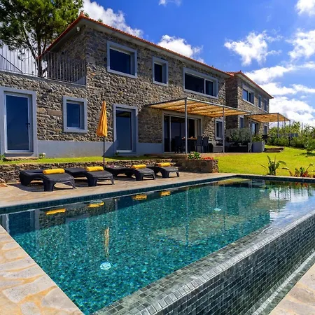 Villa Flora Calheta Sunset & Ocean Views *