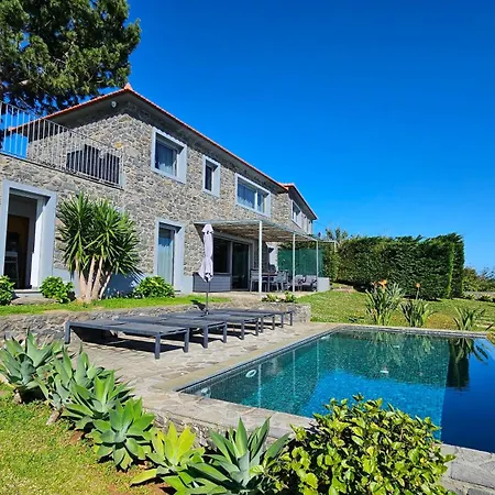 Villa Flora Calheta Sunset & Ocean Views *