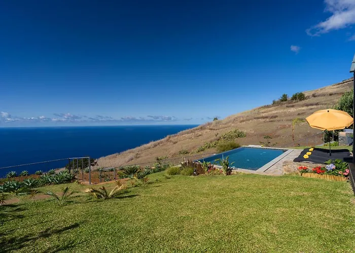 Flora - Nature & Tranquility - Heated Pool Optional Willa